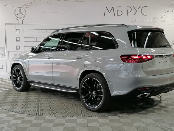 2026 Mercedes-Benz GLS 450 d II (X167) Рестайлинг, серый - вид 7