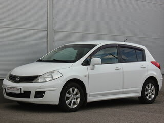 2011 Nissan Tiida I Рестайлинг, белый, 565000 рублей, вид 5