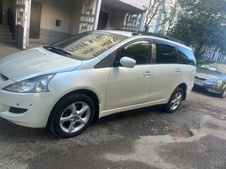 2004 Mitsubishi Grandis I, белый, 530000 рублей, вид 1