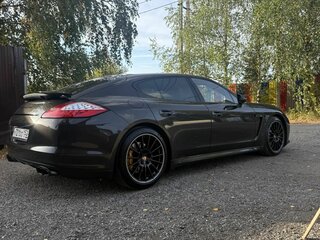 2011 Porsche Panamera Turbo I, серый, 3100000 рублей, вид 2