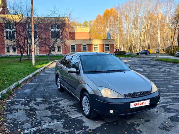 2004 Ford Focus I Рестайлинг, бежевый, 280000 рублей - вид 1