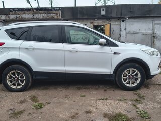2013 Ford Kuga II, белый, 1400000 рублей, вид 3