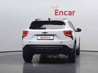2023 Chevrolet Trax II, белый, 1660000 рублей, вид 4
