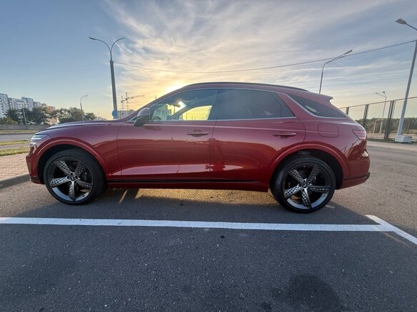 2023 Genesis GV70 I, красный, 4300000 рублей - вид 7