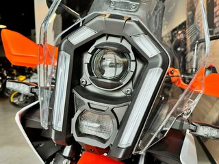 2026 KTM 390 Adventure X, белый, 720000 рублей, вид 3