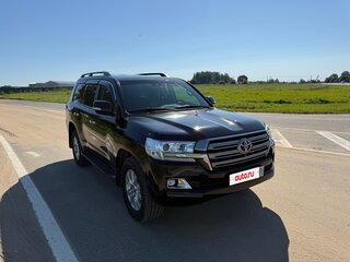 2018 Toyota Land Cruiser 200 Series Рестайлинг 2, чёрный, 6500000 рублей, вид 2