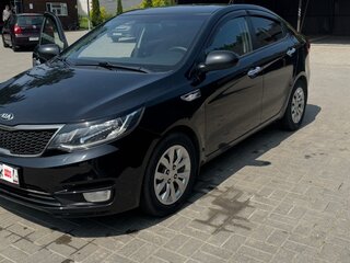 2015 Kia Rio III, чёрный, 850000 рублей, вид 1