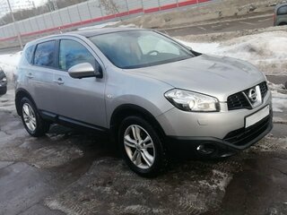 2012 Nissan Qashqai I Рестайлинг, серебристый, 900000 рублей, вид 4