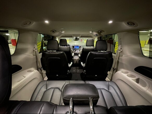 2017 Chrysler Pacifica RU, серый - вид 34