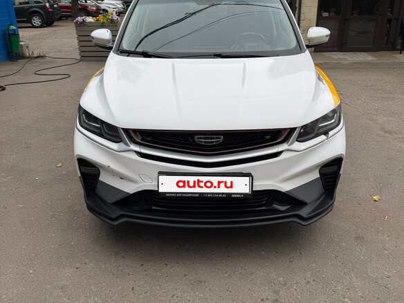 2022 Geely Coolray I, белый, 1000000 рублей