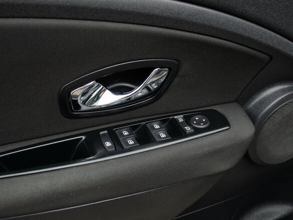 2012 Renault Fluence I, бежевый, 624000 рублей - вид 6