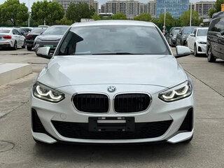 2022 BMW 1 серии 120i III (F52) Рестайлинг, белый, 2250000 рублей, вид 2