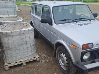 2015 Lada (ВАЗ) 2131 (4x4) 213105 I, серебристый, 545000 рублей, вид 2