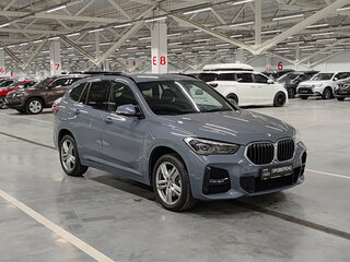 2021 BMW X1 20i xDrive II (F48) Рестайлинг, серый, 3580000 рублей, вид 3