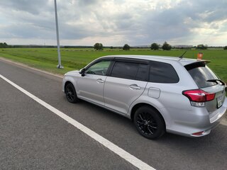 2021 Toyota Corolla Fielder XI (E160, E170) Рестайлинг 2, серебристый, 1930000 рублей, вид 3