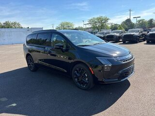2026 Chrysler Pacifica RU Рестайлинг 2, чёрный, 12543935 рублей, вид 1