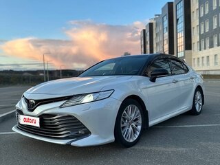 2021 Toyota Camry VIII (XV70), белый, 3000000 рублей, вид 1
