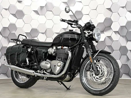 2019 Triumph Bonneville T120, чёрный, 899000 рублей, вид 1