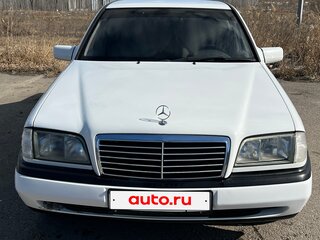 1996 Mercedes-Benz C-Класс 180 I (W202), белый, 415000 рублей, вид 1