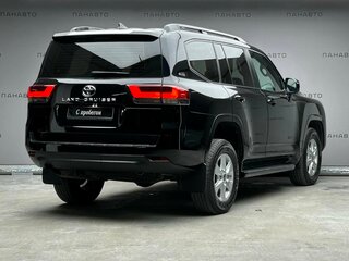 2023 Toyota Land Cruiser 300 Series, чёрный, 9249000 рублей, вид 3