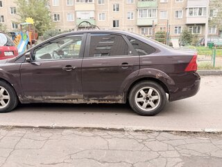 2008 Ford Focus II Рестайлинг, фиолетовый, 390000 рублей, вид 4