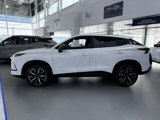 2026 Omoda C5 II, белый, 2779000 рублей, вид 4
