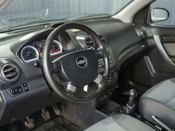 2008 Chevrolet Aveo I Рестайлинг, чёрный, 400000 рублей - вид 4