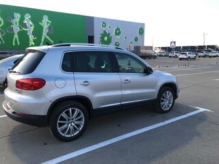 2013 Volkswagen Tiguan I Рестайлинг, серый, 1400000 рублей, вид 4