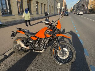 2024 Royal Enfield Himalayan, оранжевый, 460000 рублей, вид 2