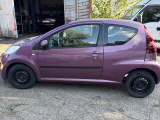 2012 Peugeot 107 I Рестайлинг, фиолетовый, 480000 рублей, вид 4