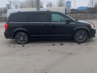 2016 Dodge Caravan Grand V, чёрный, 1880000 рублей, вид 2