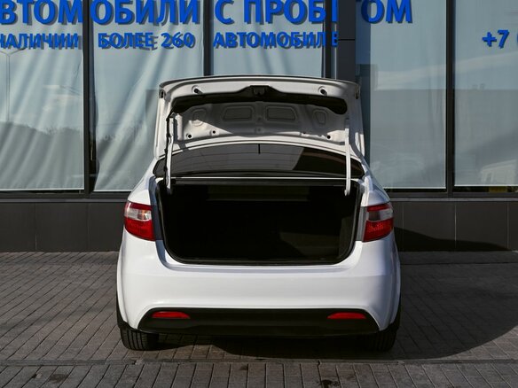2012 Kia Rio 4-speed III, белый, 837000 рублей - вид 17