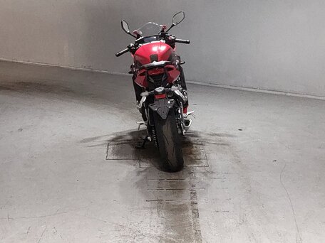 2024 Honda CBR 650R, красный, 886000 рублей, вид 4