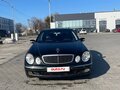 2002 Mercedes-Benz E-Класс 240 III (W211, S211), чёрный, 650000 рублей - вид 1