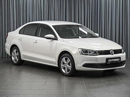 Volkswagen Jetta VI