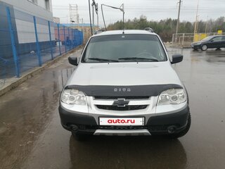 2009 Chevrolet Niva I Рестайлинг, серый, 330000 рублей, вид 1