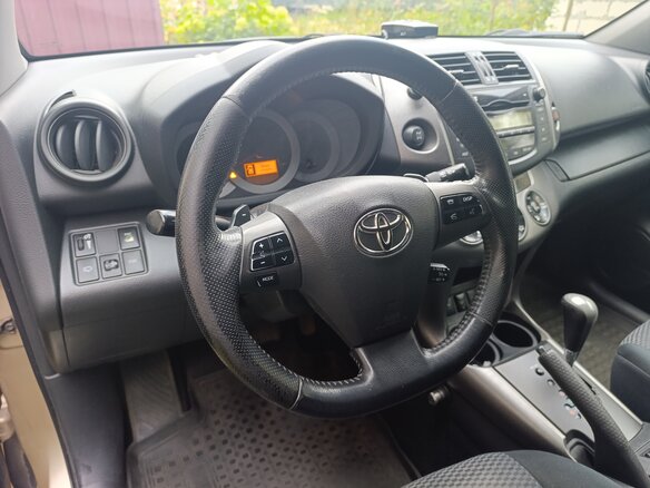 2010 Toyota RAV4 III (XA30) Рестайлинг, золотистый, 1350000 рублей - вид 6