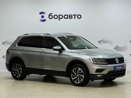 2018 Volkswagen Tiguan II, серебристый, 2170000 рублей, вид 3