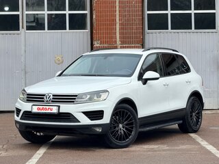 2015 Volkswagen Touareg II Рестайлинг, белый, 2600000 рублей, вид 1