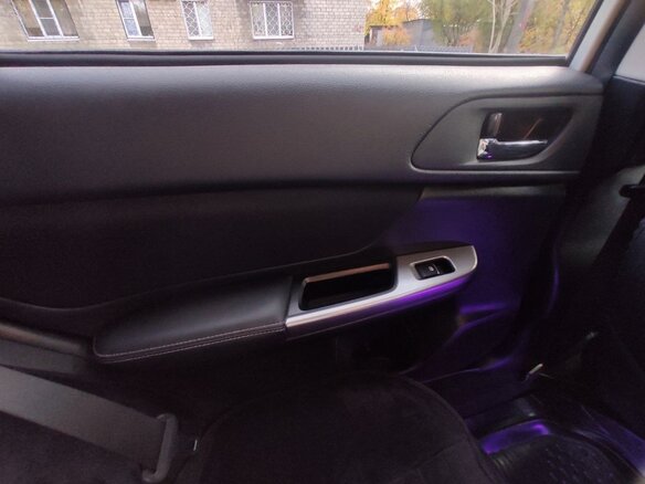 2015 Subaru XV I Рестайлинг, белый, 1590000 рублей - вид 8