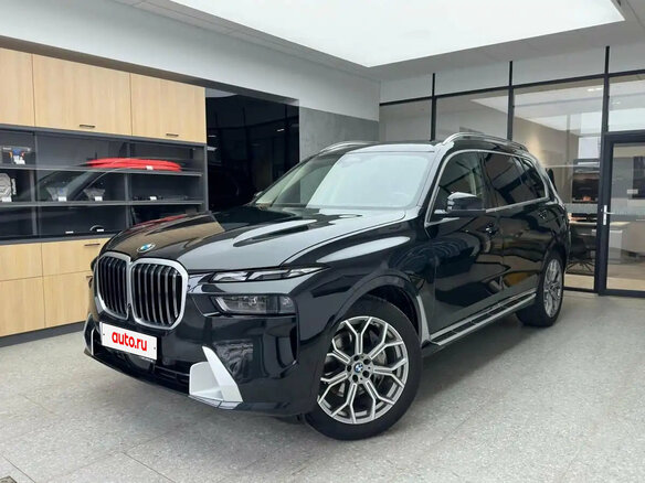 2023 BMW X7 40i I (G07) Рестайлинг, чёрный, 10977000 рублей - вид 18