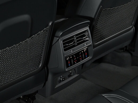 2024 Audi SQ8 I (4M) Рестайлинг, чёрный - вид 11
