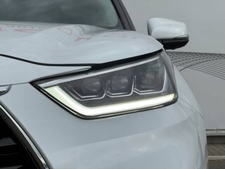 2026 Toyota Highlander IV (XU70), белый, 5300000 рублей, вид 4