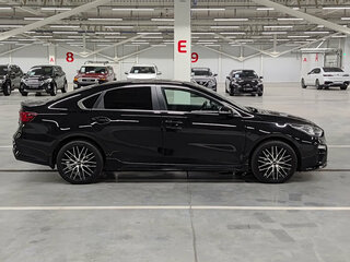 2020 Kia Cerato IV, чёрный, 1980000 рублей, вид 4