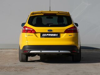 2016 Ford Focus III Рестайлинг, жёлтый, 1149000 рублей, вид 4
