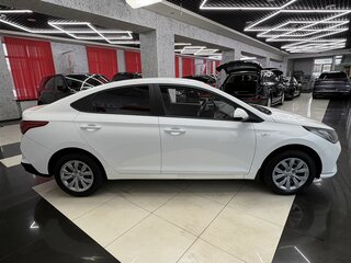 2020 Hyundai Solaris II Рестайлинг, белый, 1535000 рублей, вид 5