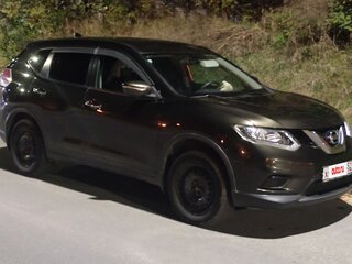 2017 Nissan X-Trail III, зелёный, 1800000 рублей, вид 2