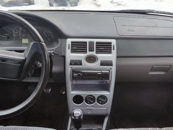 2005 Lada (ВАЗ) 2110, серебристый, 100000 рублей - вид 4