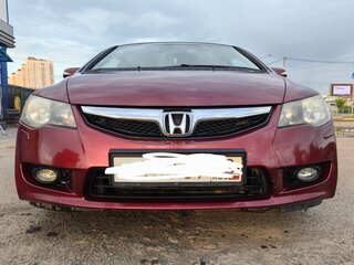 2011 Honda Civic VIII Рестайлинг, красный, 900000 рублей, вид 1
