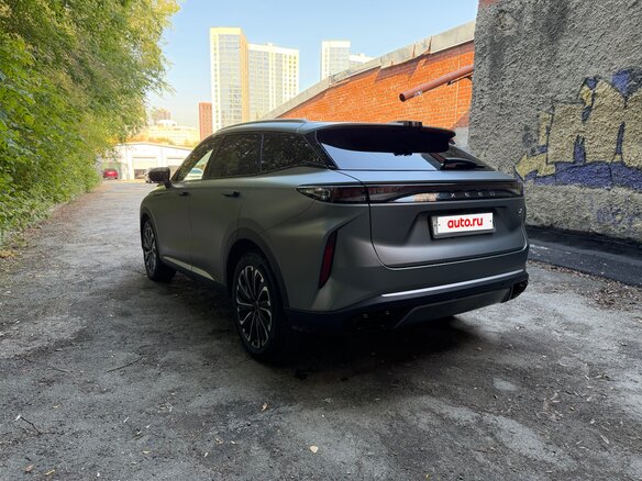 2023 Exeed RX, серый, 3500000 рублей - вид 5